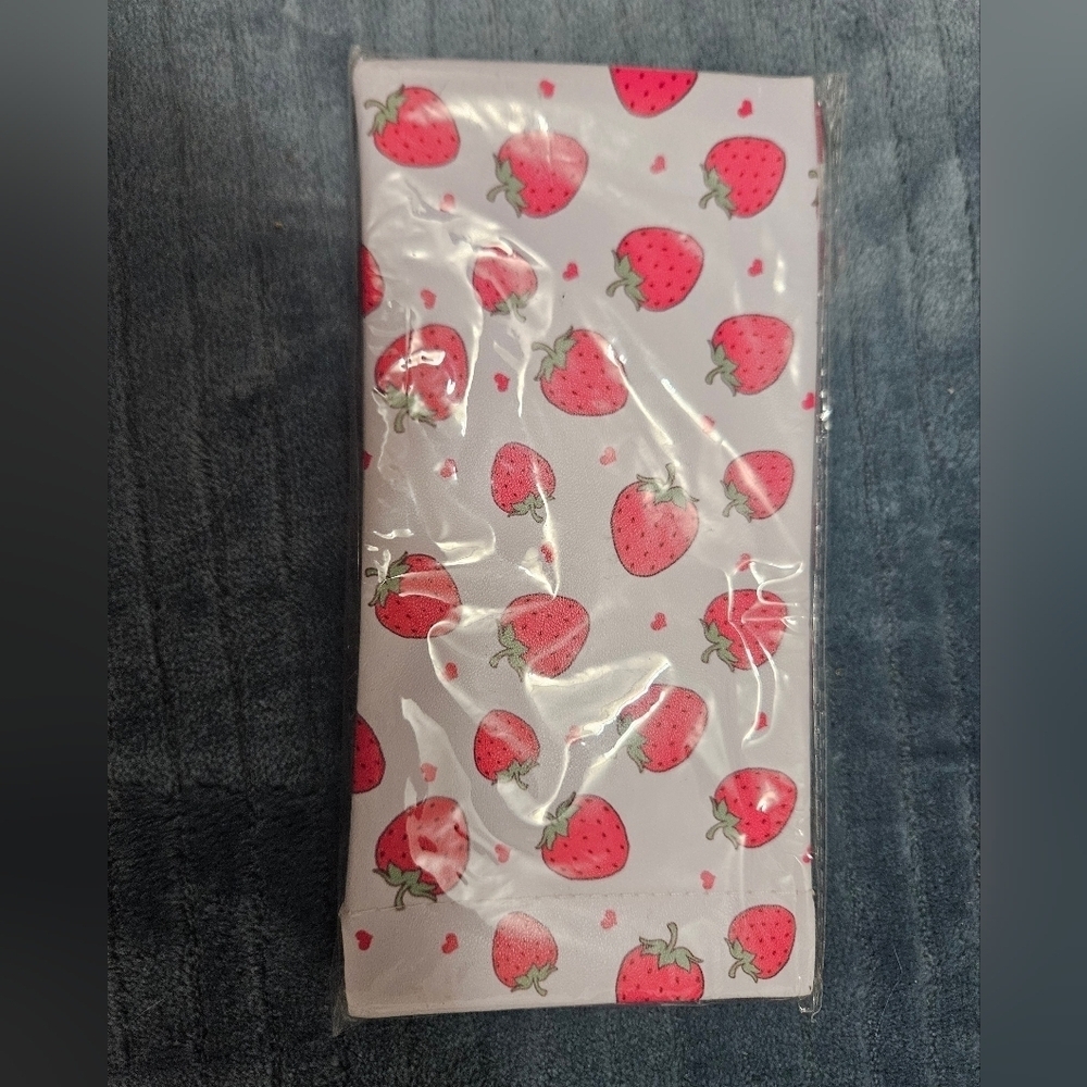 Set Of Two Soft Eyeglasses Cases!